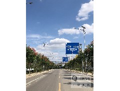 太陽(yáng)能路燈控制器具備有什么特點(diǎn)？